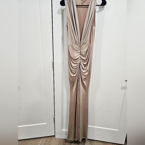 Dresses & Skirts - Dress